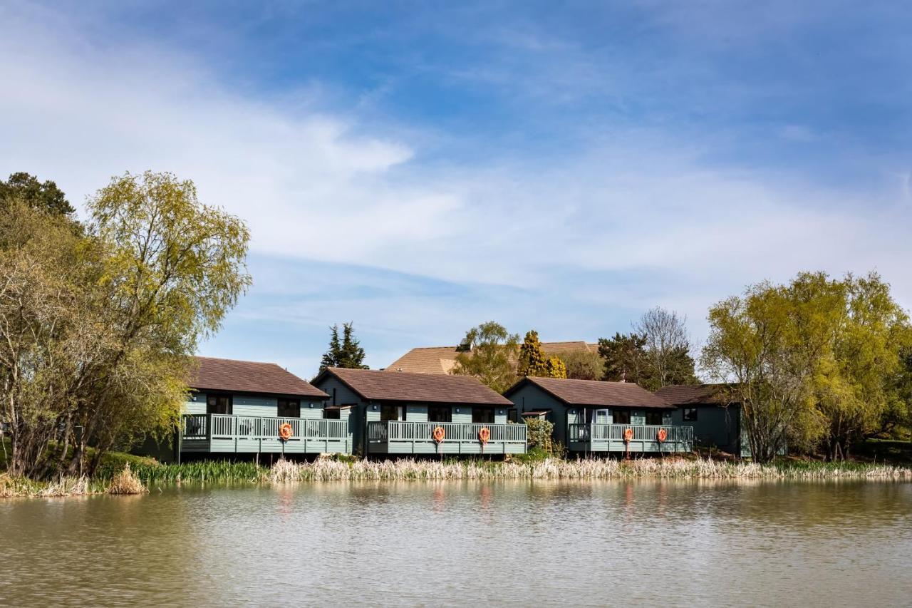 The Vale Golf & Country Club Bishampton Exterior foto