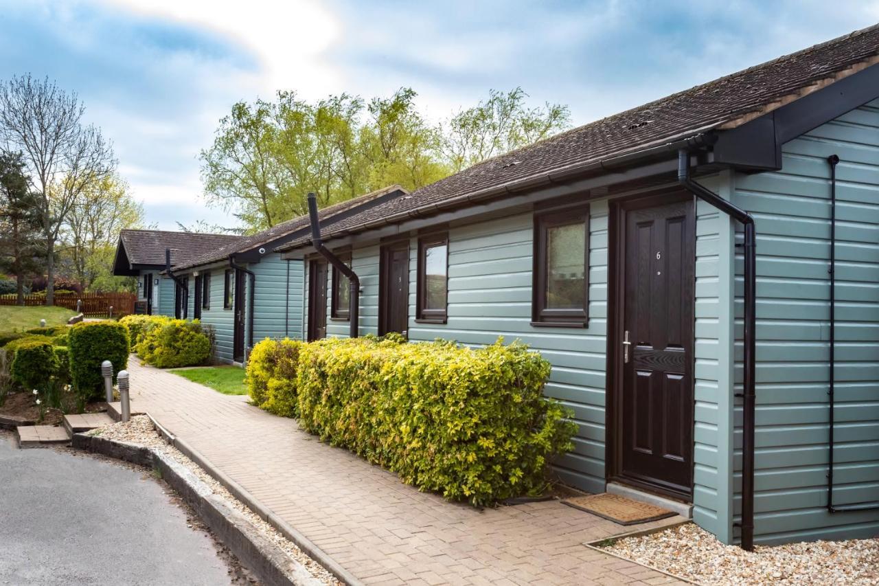 The Vale Golf & Country Club Bishampton Exterior foto
